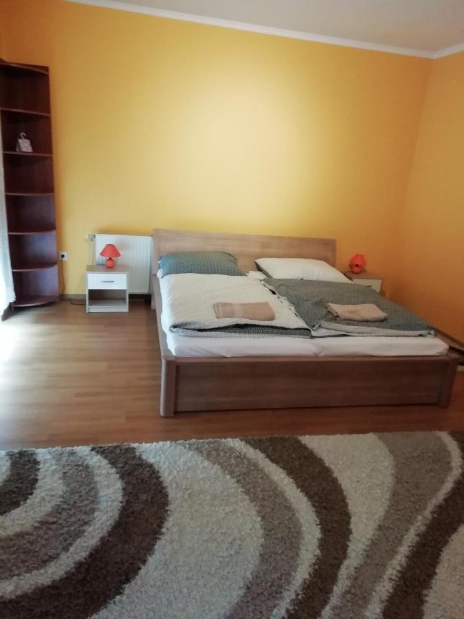 Rokus Apartman Apartment Szeged Luaran gambar